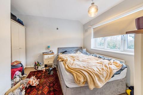 63 Linton Avenue, Borehamwood, WD6 4RB