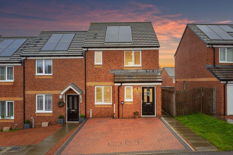 Mcgregor Crescent, Heartlands, Whitburn 3 bed end of terrace house for sale £205,000