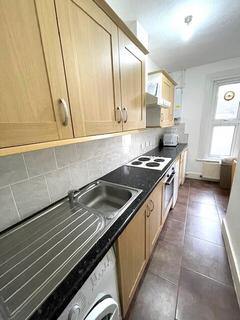 1 bedroom flat to rent, N22, WOOD GREEN - 1 BEDROOM FLAT