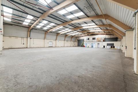 Industrial unit to rent - Mayday Road, Croydon CR7