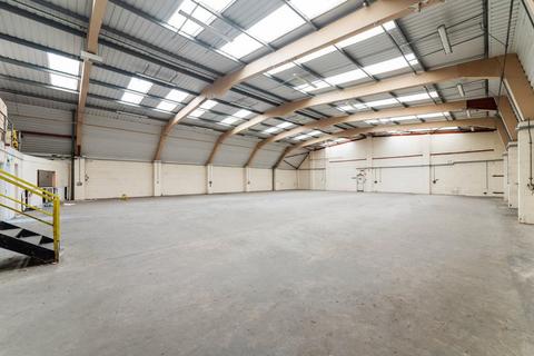 Industrial unit to rent - Mayday Road, Croydon CR7