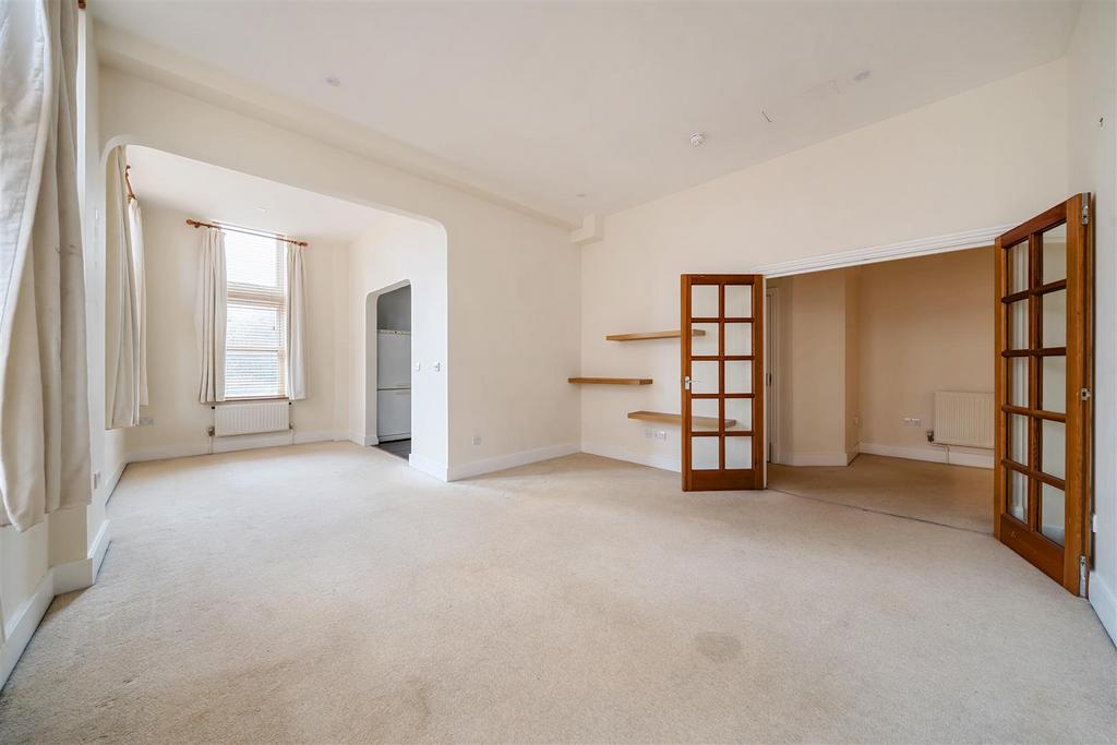 Post Office Square, London Road, Tunbridge Wells 2 bed house for sale
