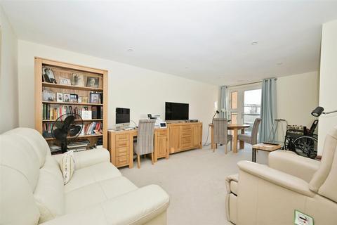 1 bedroom apartment for sale - Eleanor House, London Road, St. Albans . AL1 1NR