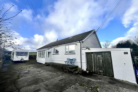 4 bedroom detached bungalow for sale, Mydroilyn, Near Aberaeron & New Quay