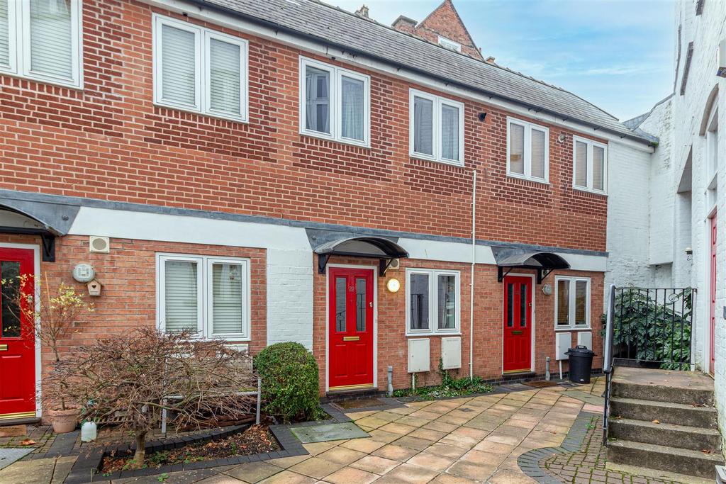 3 Sidbury House, College Street, Worcester 1 bed terraced house for
