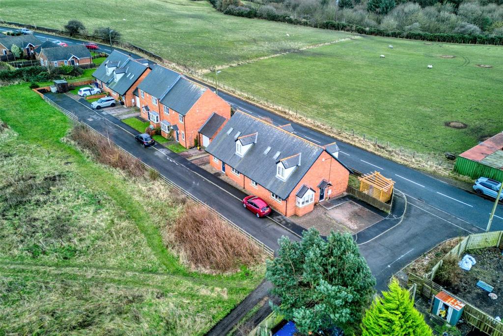 Angel View, Edmondsley, Durham, DH7 3 bed bungalow for sale £187,500