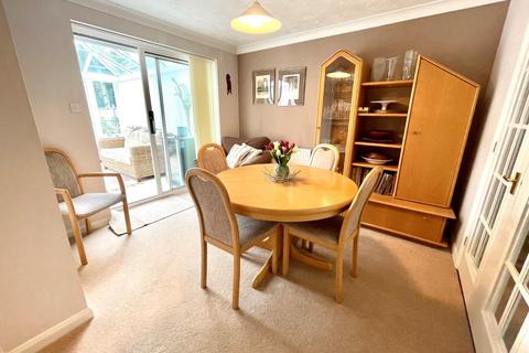 5 Ashpole Spinney, Northampton, NN4 9QB
