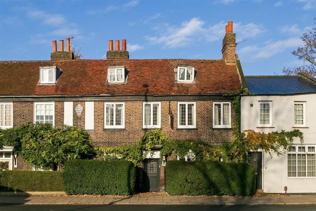 High Street, Teddington 4 bed terraced house for sale £1,000,000