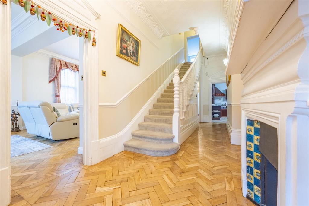 Imperial Avenue, Chalkwell 7 bed detached house for sale - £2,500,000