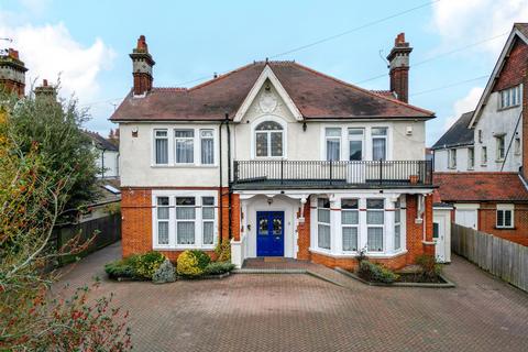 7 bedroom detached house for sale, Imperial Avenue, Chalkwell