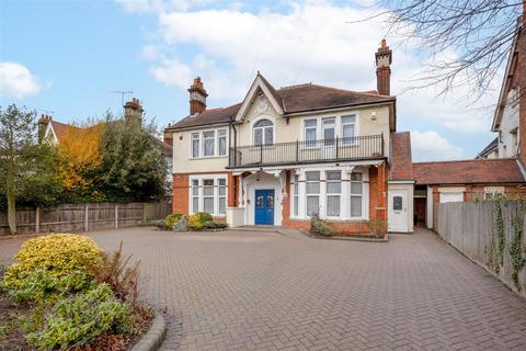 7 bedroom detached house for sale, IMPERIAL AVENUE, Chalkwell