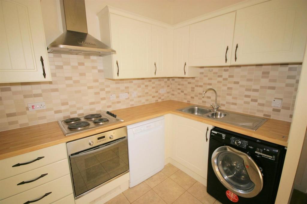 Fitted Kitchen