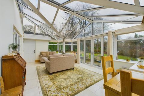 1 Alder Grove, Buxton, SK17 6TJ