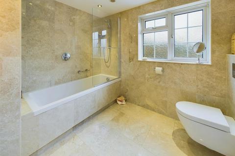 1 Alder Grove, Buxton, SK17 6TJ