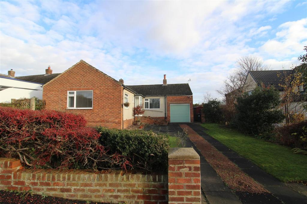 Twinsburn Road, Heighington Village, Newton Aycliffe 2 bed detached bungalow for sale £275,000