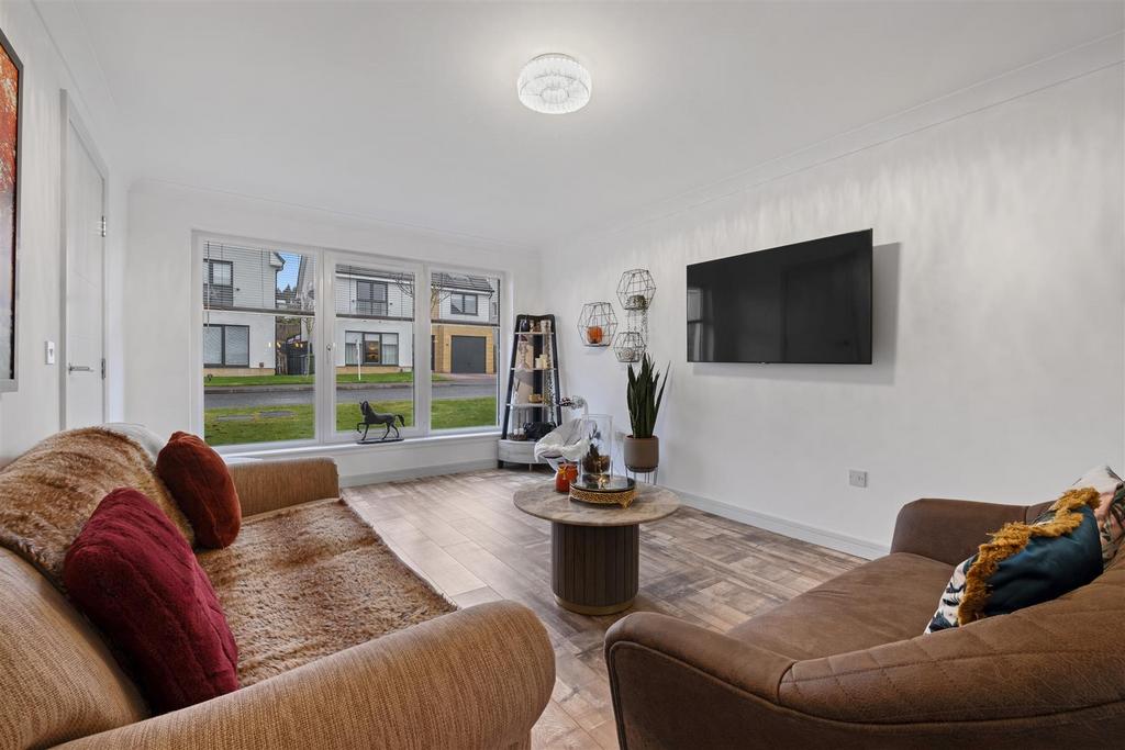 Dunvegan Place, Inverness IV3 4 bed house for sale £295,000