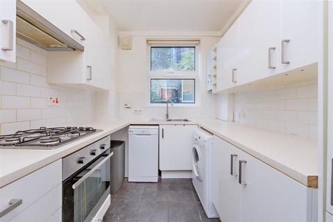 1 bedroom flat for sale, Lyndhurst Terrace, Hampstead NW3