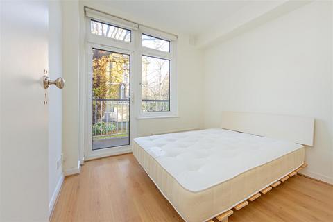 1 bedroom flat for sale, Lyndhurst Terrace, Hampstead NW3