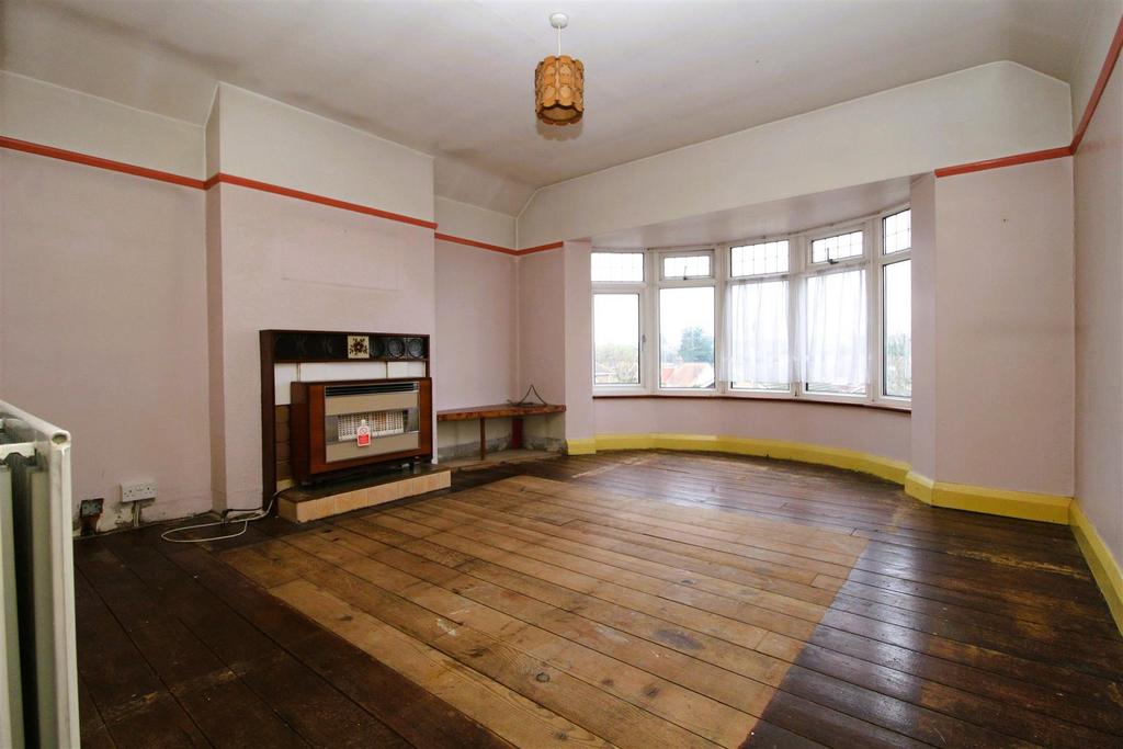 Masons Rise, Broadstairs 4 bed detached house for sale £500,000