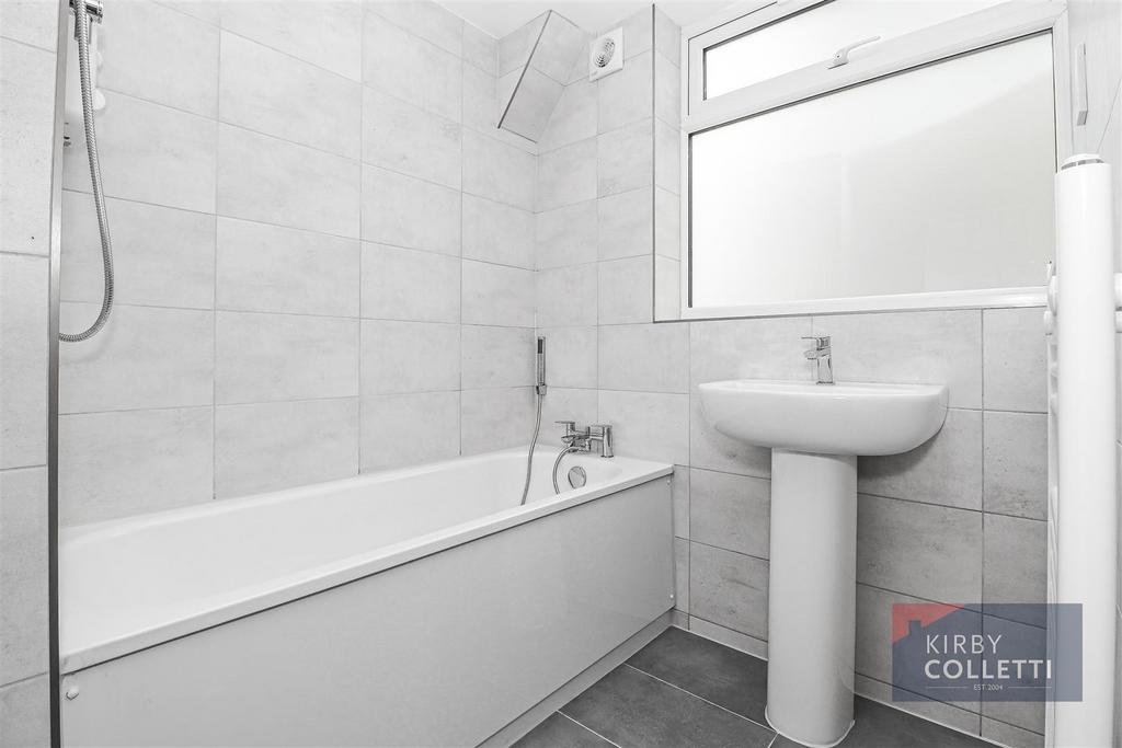 Family bathroom