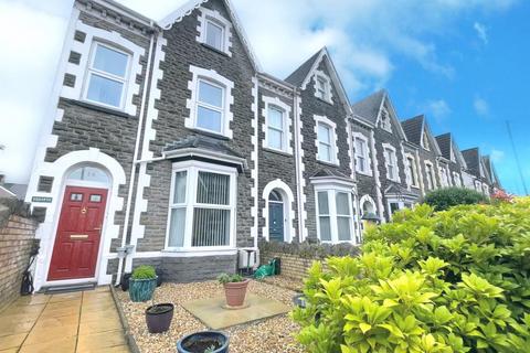 3 bedroom end of terrace house for sale, Victoria Gardens, Neath