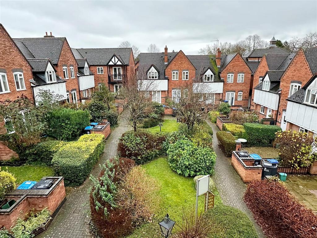 Gas House Lane, Alcester 2 bed apartment for sale £150,000