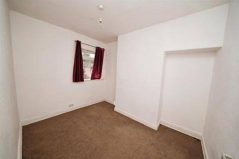 2 bedroom terraced house for sale, Alfonso Street, Hull