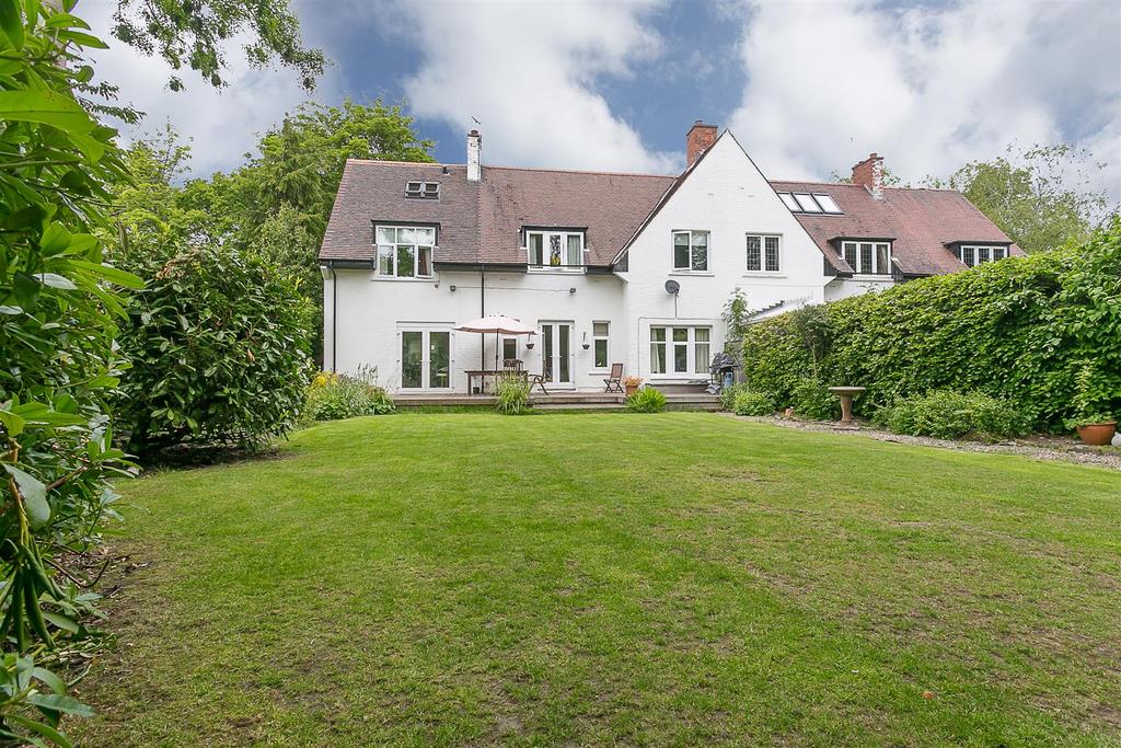 Woolsington Park South, Woolsington... 5 bed semidetached house £450,000