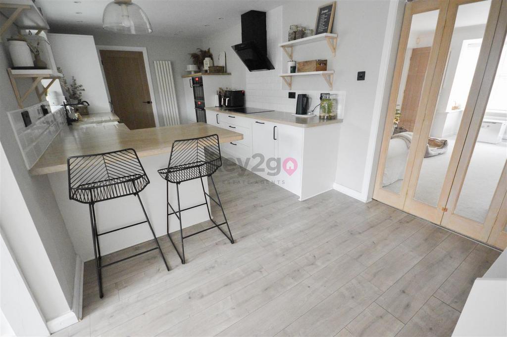 Limekiln Way, Barlborough, Chesterfield 4 bed detached house for sale