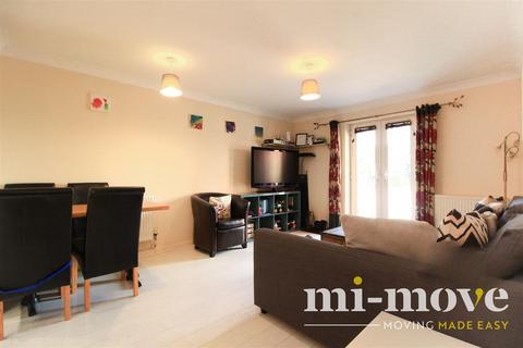 2 bedroom flat for sale, Albion Way, Edenbridge