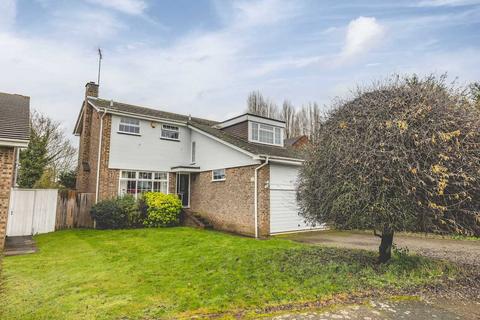 69 Beaulieu Close, Datchet, Slough, SL3 9DD