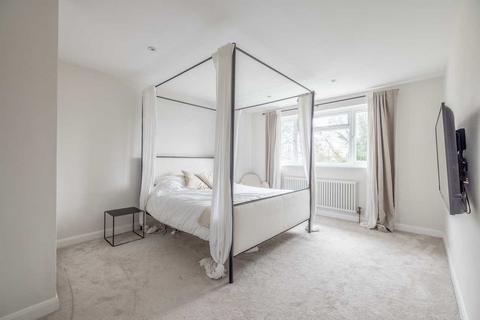 69 Beaulieu Close, Datchet, Slough, SL3 9DD