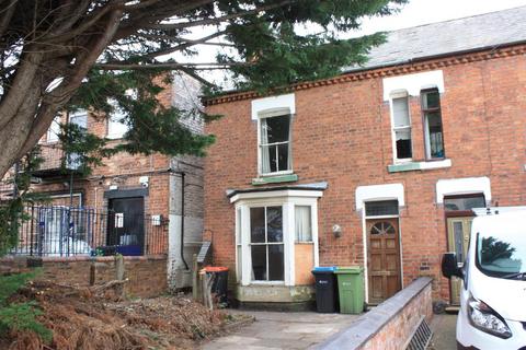 2 bedroom townhouse for sale, Orchard Street, Chester