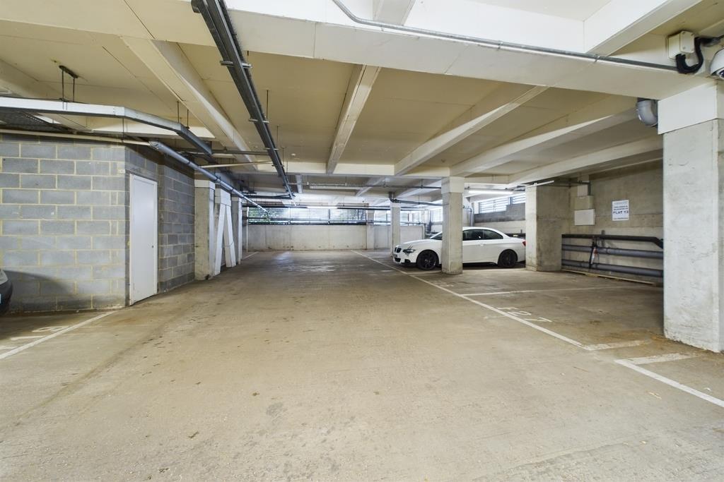 Car park.jpg