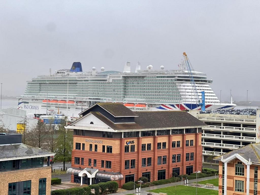 View Of Ocean terminal from Balcony - Hunters.JPG