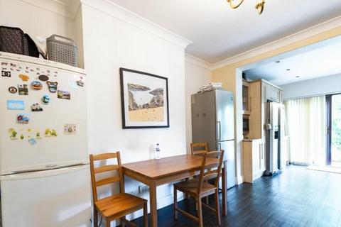 58 Burnway, Hornchurch, RM11 3SG