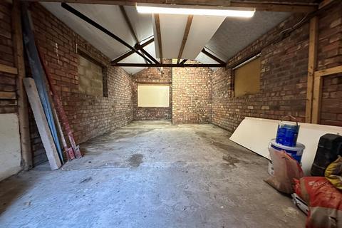 Barn conversion to rent - Black Bull Lane, Fulwood, Preston, PR2