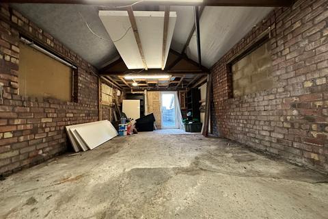 Barn conversion to rent - Black Bull Lane, Fulwood, Preston, PR2