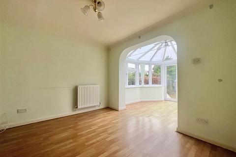 6 Brynsworthy Park, Roundswell, Barnstaple, EX31 3RB