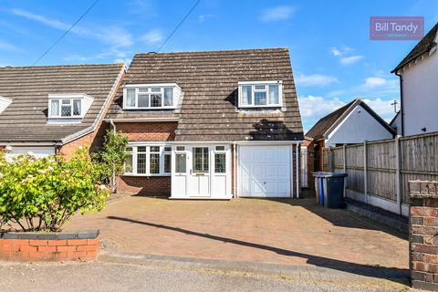 3 bedroom detached house for sale, Main Street, Stonnall, WS9