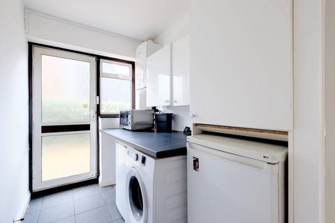 50 Chalklands, Sandon, Chelmsford, CM2 7TH
