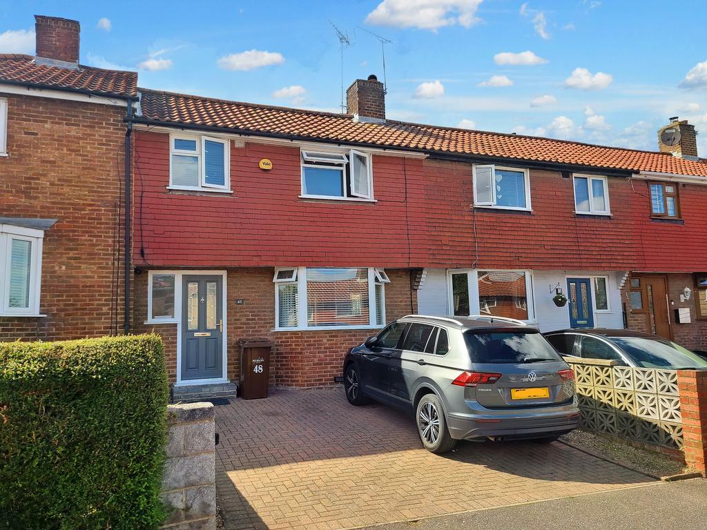 Marley Way, Rochester 3 bed terraced house for sale £325,000