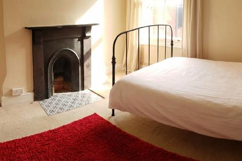 5 bedroom house to rent, Nottingham NG7