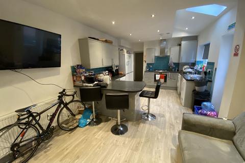 6 bedroom house share to rent - Birmingham B29