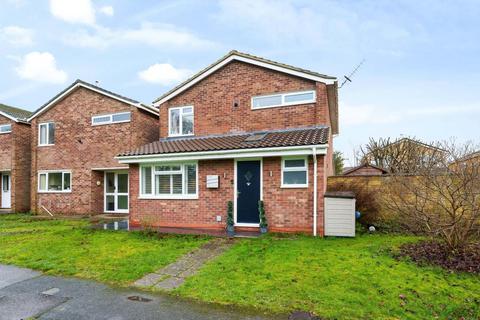 91 Derwent Road, Basingstoke, RG22 5JE