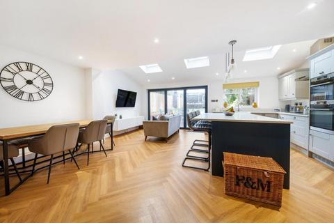 91 Derwent Road, Basingstoke, RG22 5JE