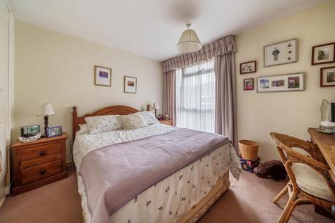 8 Canterbury Close, Beckenham, BR3 5EP