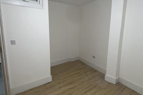 2 bedroom flat to rent - Icknield Port Road, Birmingham B16