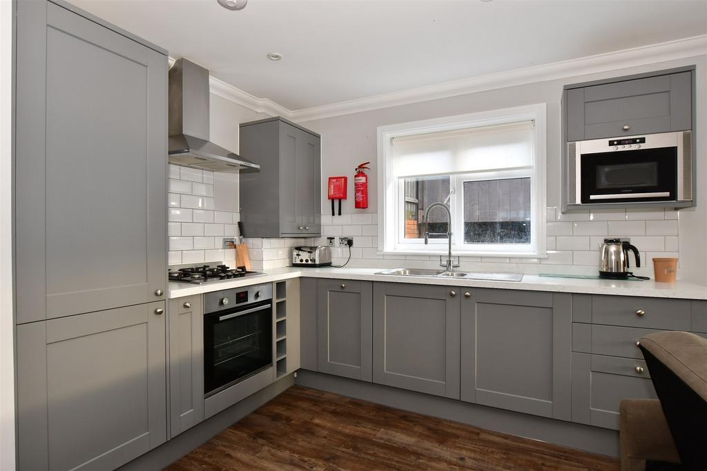 Kitchen/Dining Area