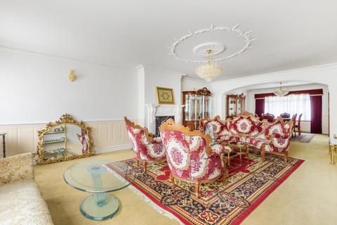 9 Chatsworth Road, London, W5 3DD